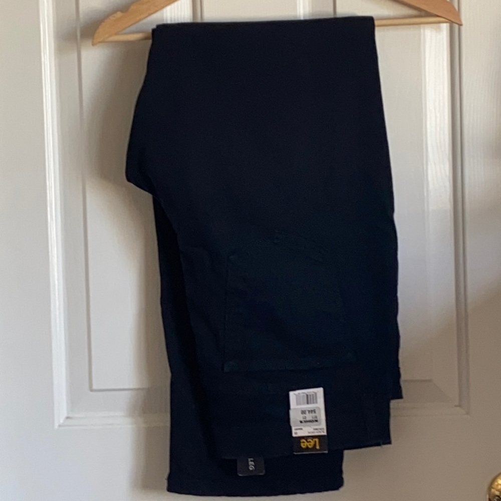 LEE Relaxed Fit Straight Leg Mid Rose